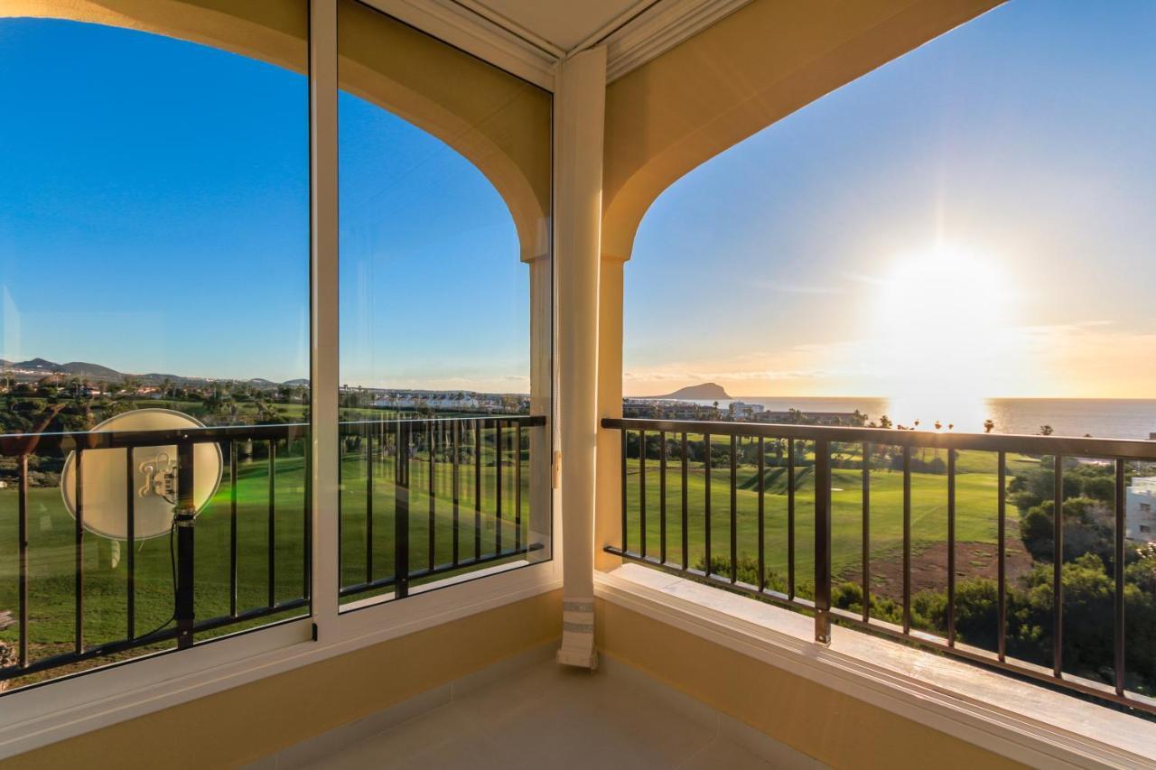 Golf View Apartment - Stunning Ocean View Golf Del Sur サンミゲル・デ・アボナ エクステリア 写真