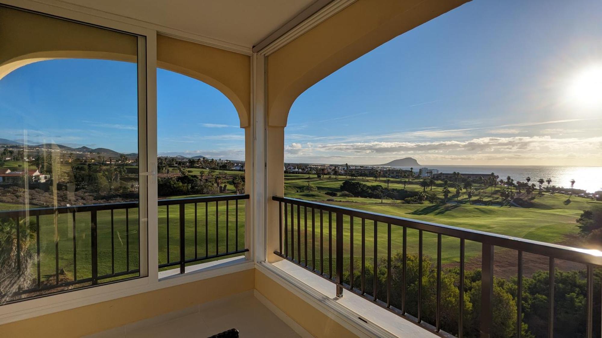 Golf View Apartment - Stunning Ocean View Golf Del Sur サンミゲル・デ・アボナ エクステリア 写真
